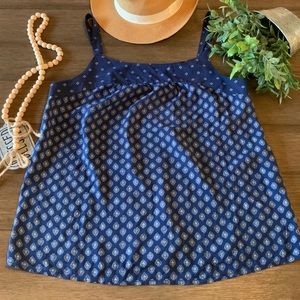 Gap tank Top